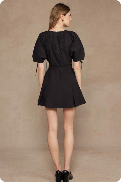 Aitana Vestido Mini Plisado con Detalle Fruncido - Betsy Clothing Store