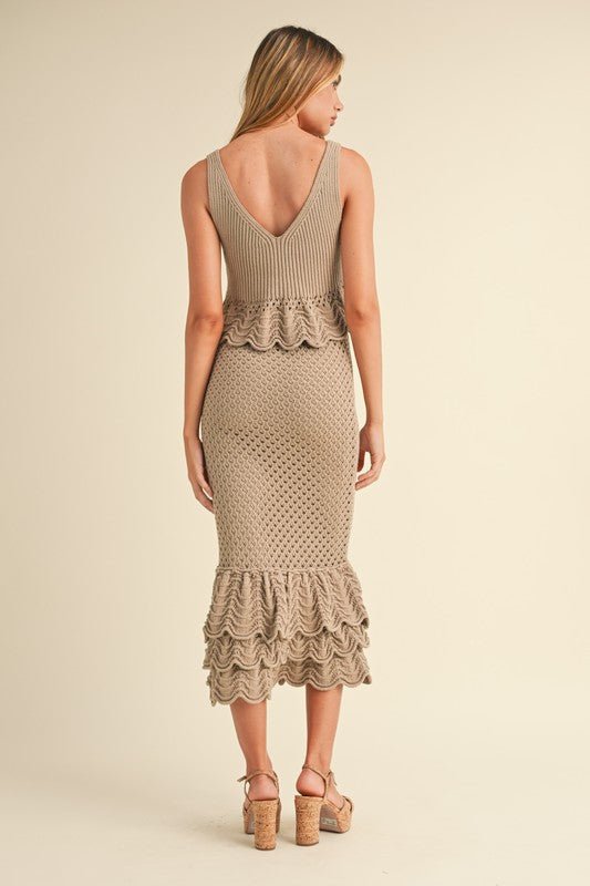 Conjunto de Crochet con Top de Tirantes y Falda Midi - Betsy Clothing Store