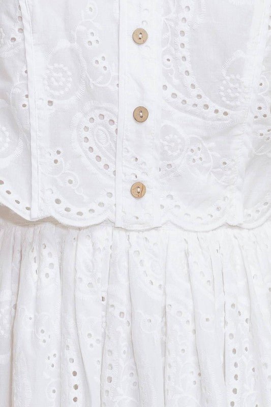 Elena Vestido Mini Broderie sin Mangas con Botones - Betsy Clothing Store