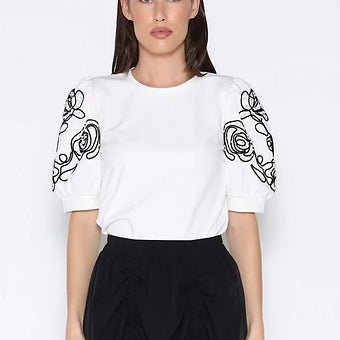 Joaquina Romántica Blusa con Detalles Florales y Mangas Abullonadas - Betsy Clothing Store