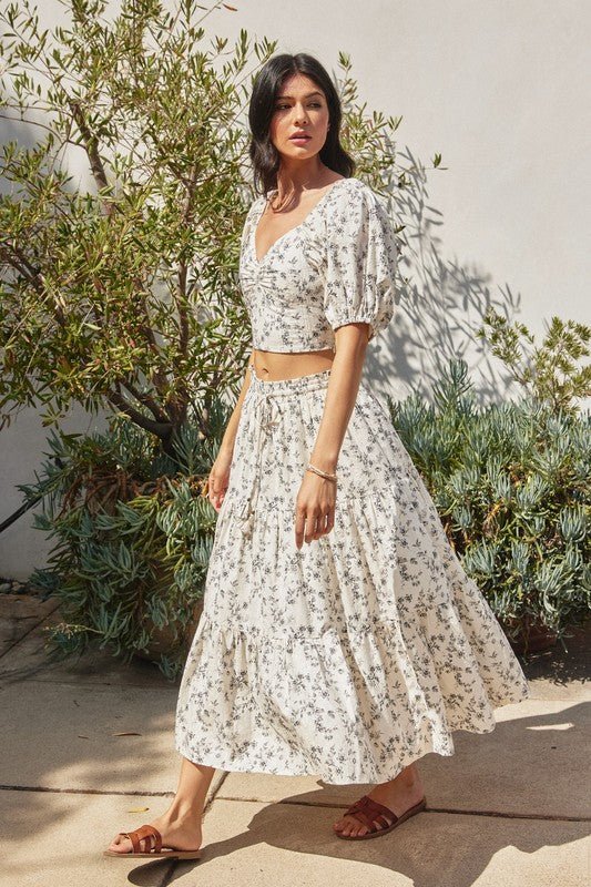 Sarah Set Falda Midi con Encaje Troquelado y Estampado Floral - Betsy Clothing Store
