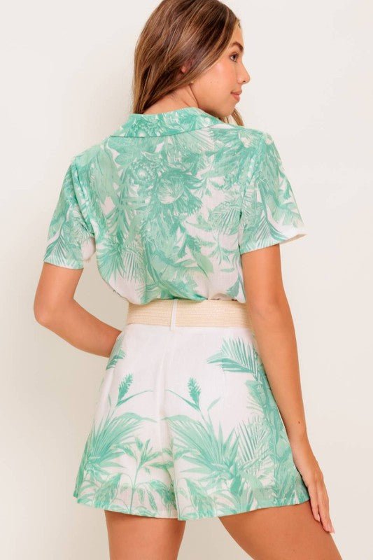 Set Mini Estampado con Blusa de Botones y Shorts con Cinturón - Betsy Clothing Store