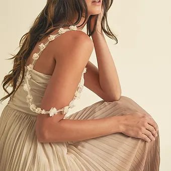 Shay Vestido Maxi Plisado en Degradé - Betsy Clothing Store