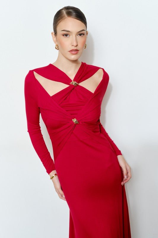 Vestido con Aros Dorados, Corte Frontal y Detalle Twist - Betsy Clothing Store