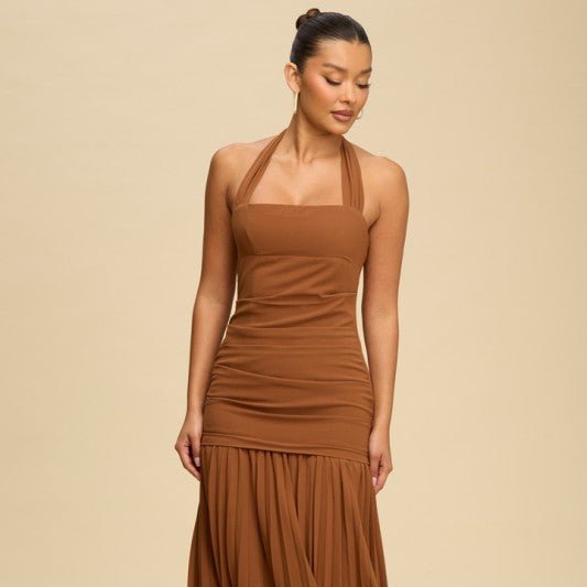 Vestido Delilah Halter - Betsy Clothing Store