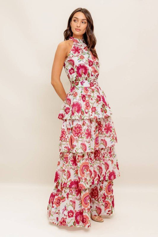 Vestido Maxi Estampado con Escote Halter y Falda en Capas - Betsy Clothing Store