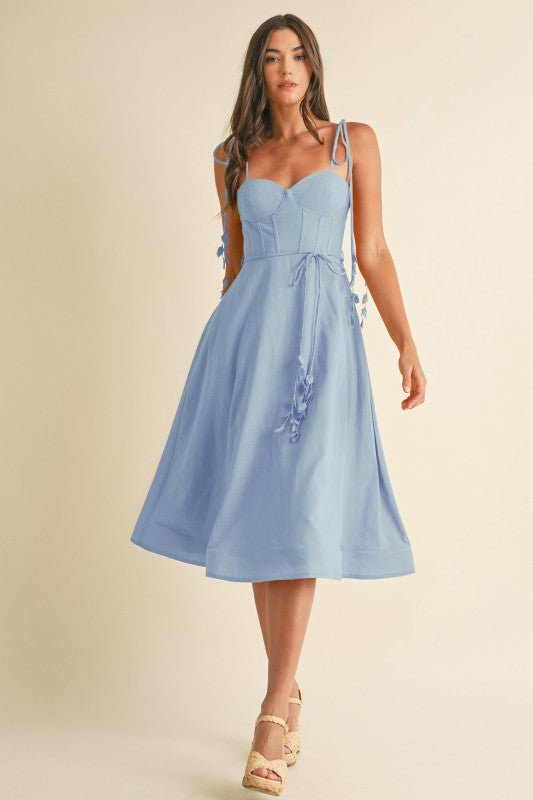 Vestido Midi Celeste con Lazos y Bustier - Betsy Clothing Store